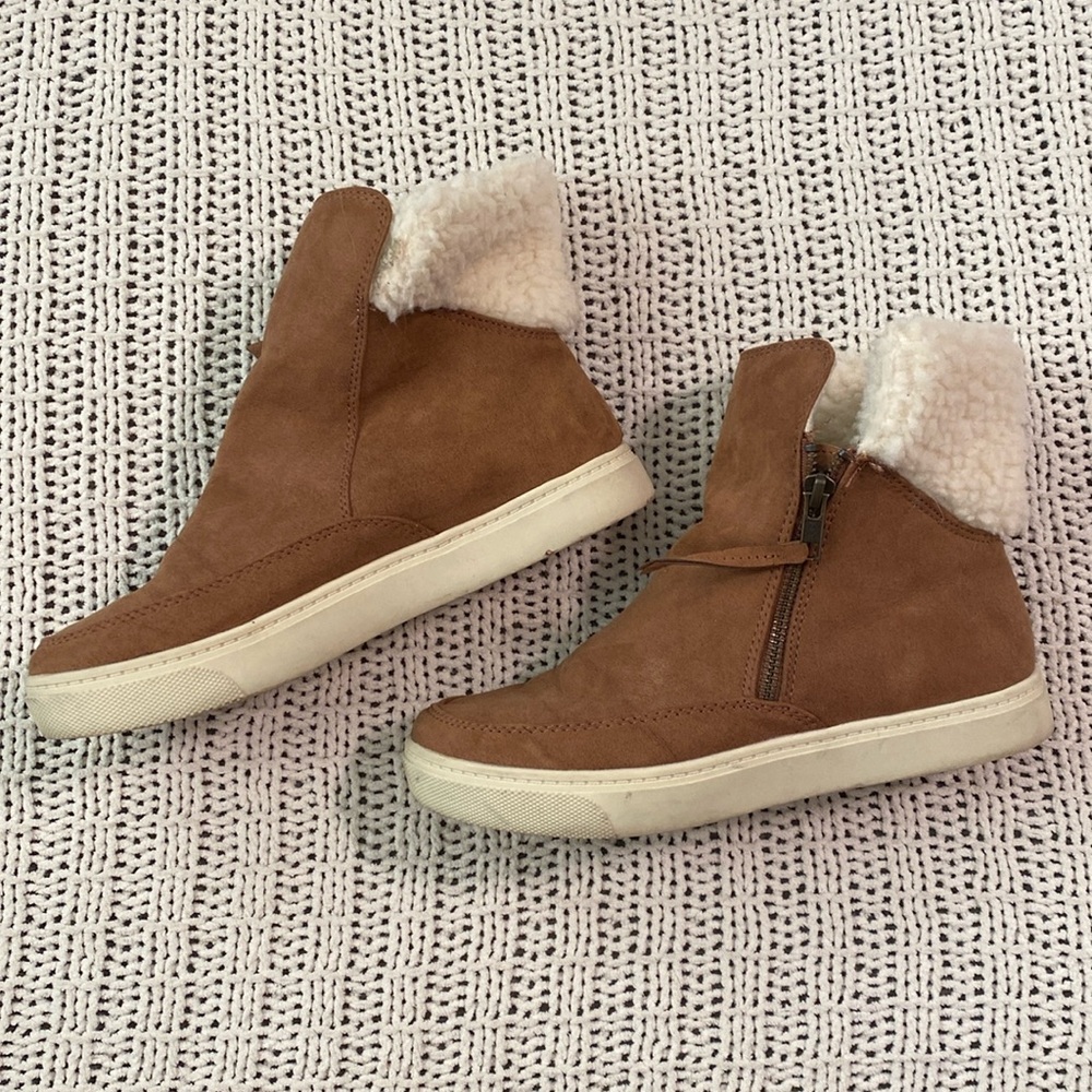 Universal Thread Bootie